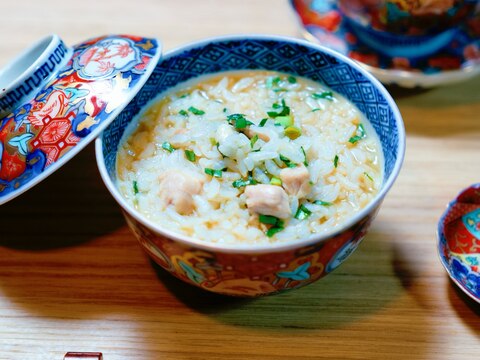 鶏肉のにらしょうゆ雑炊【和食・主食】